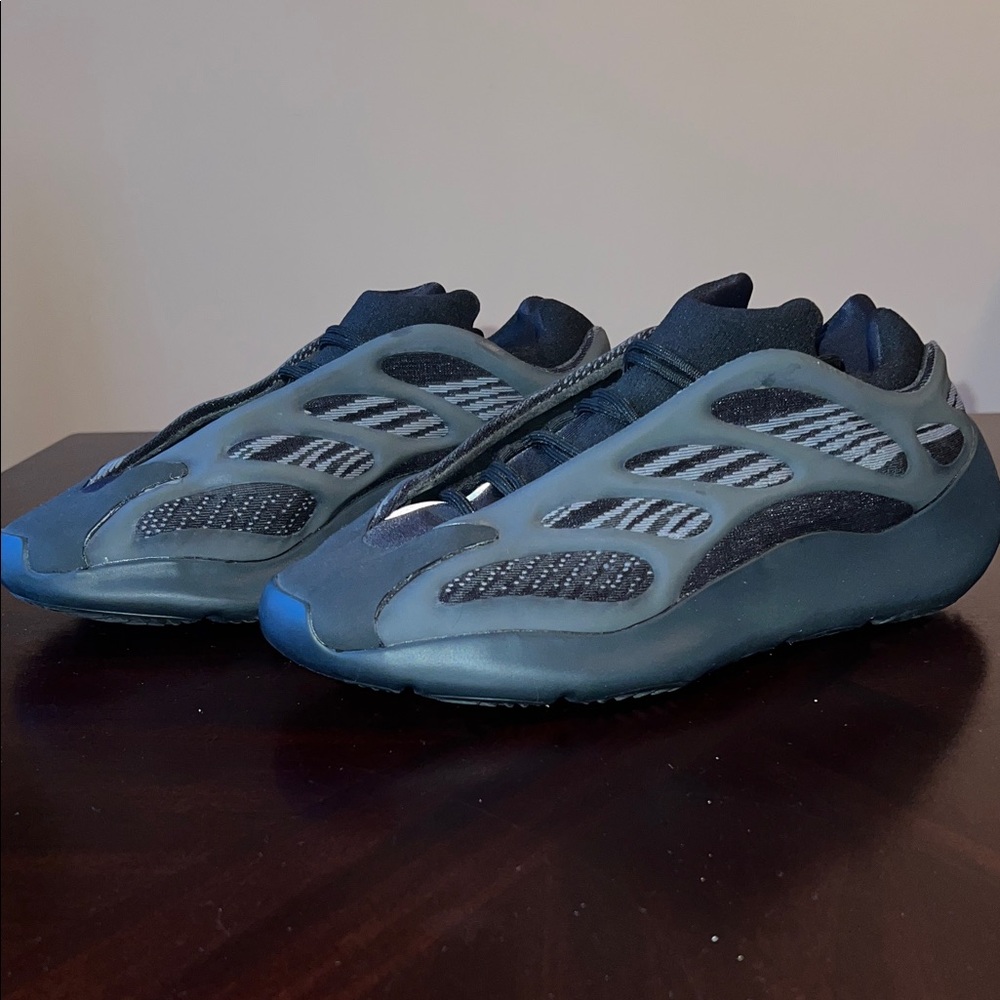 Adidas Yeezy 700 V3 Dark Glow